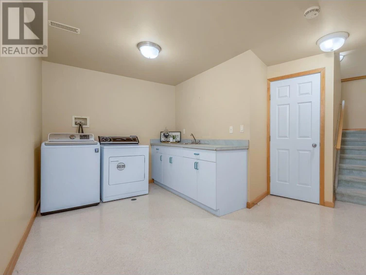 13522 Westkal Road, Coldstream, BC, V1B 1Y5 - 28