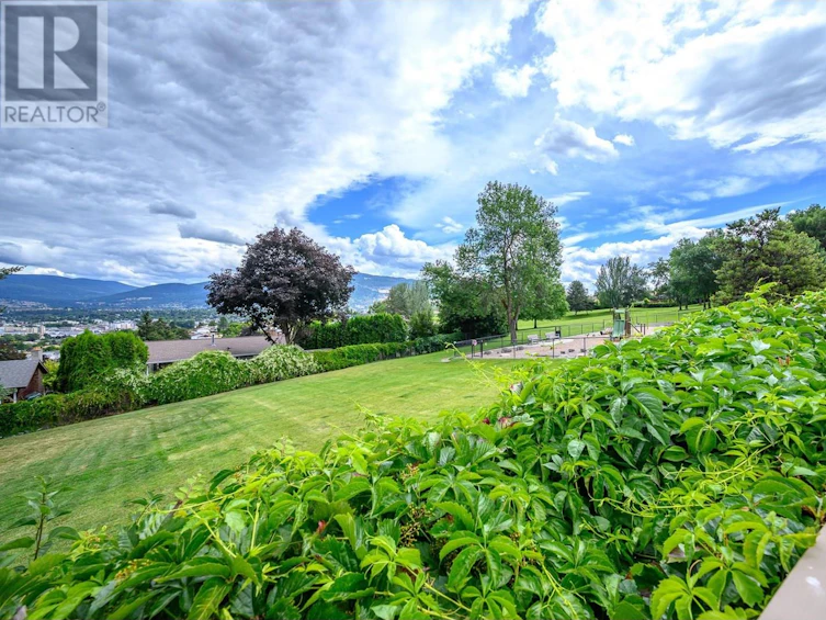 3921 15 Crescent, Vernon, BC, V1T 8B7 - 44