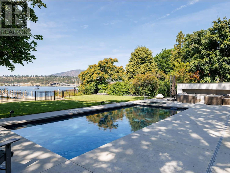 1938 Mcdougall Street, Kelowna, BC, V1Y 1A2 - 49