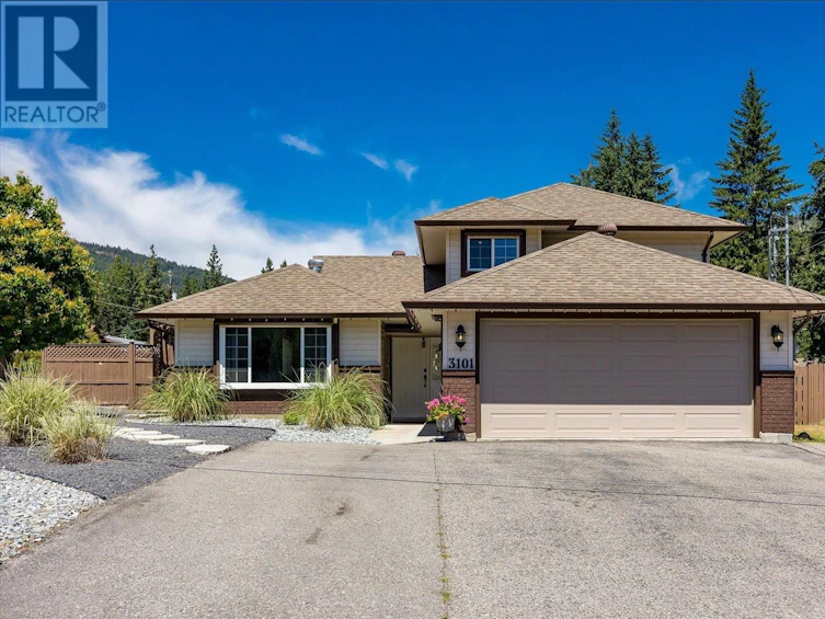 3101 Mciver Road, West Kelowna, BC, V4T 1E6 - 3