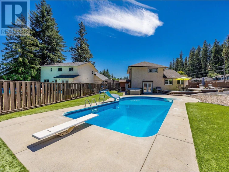 3101 Mciver Road, West Kelowna, BC, V4T 1E6 - 37