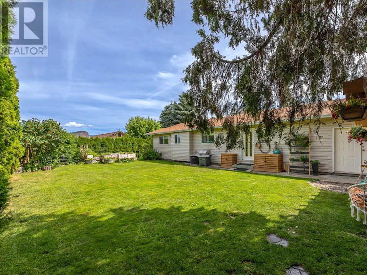 15922 Verrier Street, Summerland, BC, V0H 1Z8 - 48