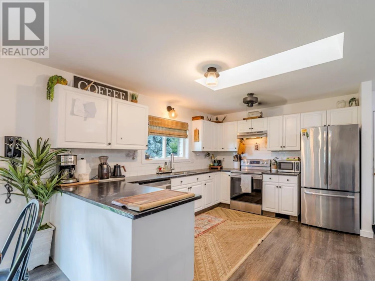 15922 Verrier Street, Summerland, BC, V0H 1Z8 - 4