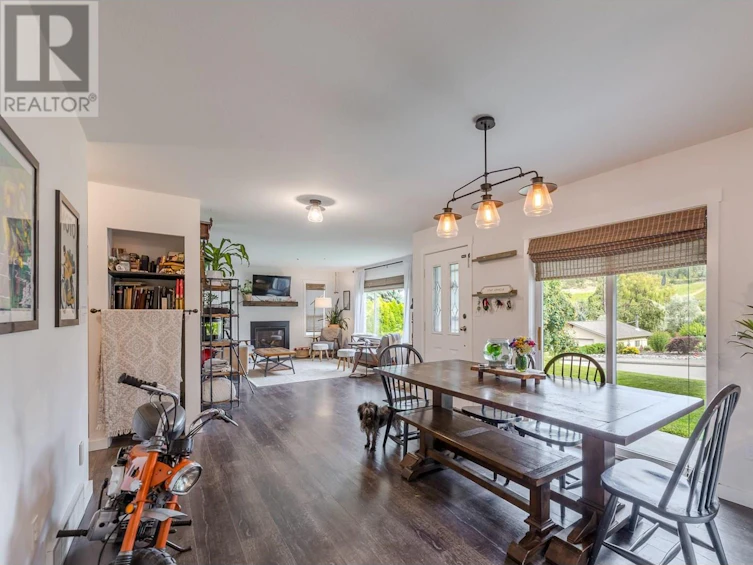 15922 Verrier Street, Summerland, BC, V0H 1Z8 - 58
