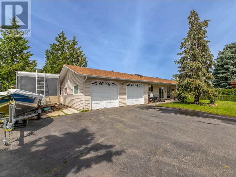 15922 Verrier Street, Summerland, BC, V0H 1Z8 - 37