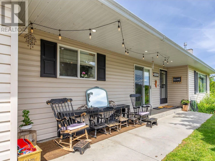 15922 Verrier Street, Summerland, BC, V0H 1Z8 - 57