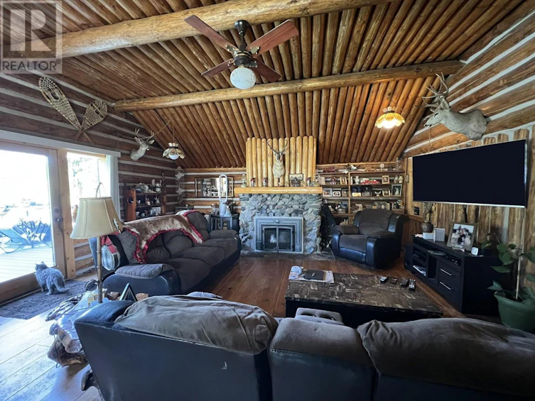 6273 Moose Point Drive, Lone Butte, BC, V0K 2K1 - 2