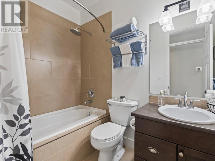 12807 Cliffshore Drive, Lake Country, BC, V4V 2P7 - 38
