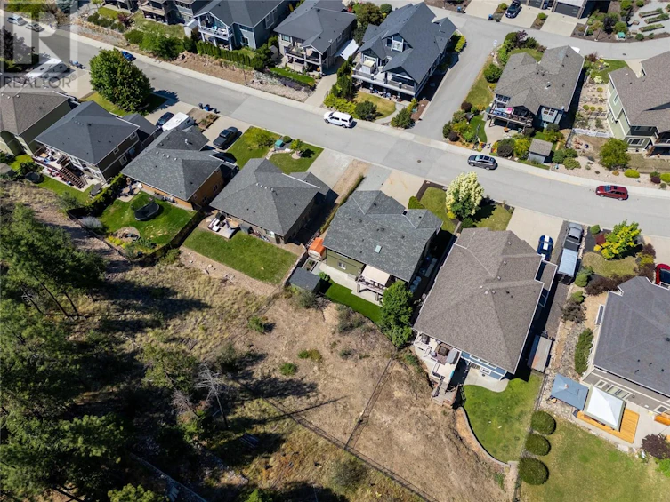 12807 Cliffshore Drive, Lake Country, BC, V4V 2P7 - 12