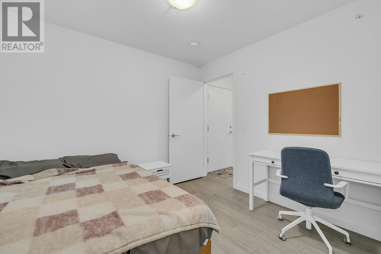 PH12-655 Academy Way, Kelowna, BC, V1V 3A4 - 23