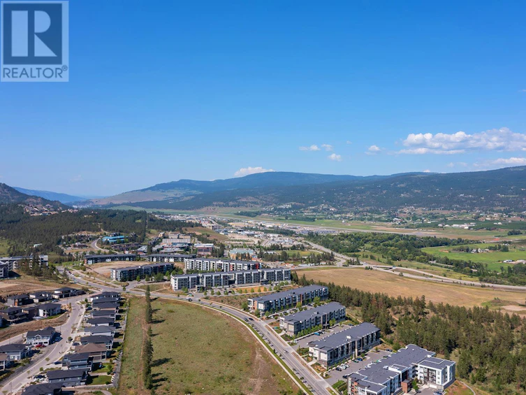 PH12-655 Academy Way, Kelowna, BC, V1V 3A4 - 2