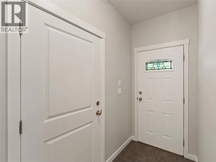 119-2920 Valleyview Drive, Kamloops, BC, V2C 0A8 - 14