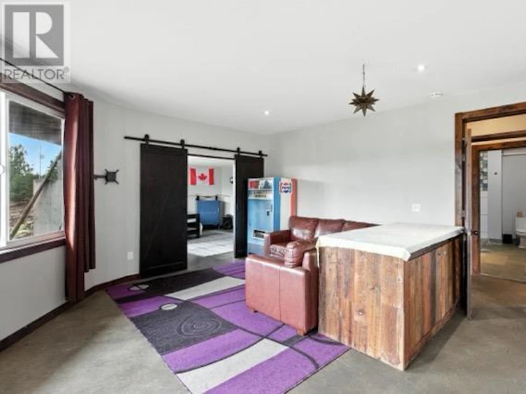 4377 Shuswap Road, Kamloops, BC, V0E 2P0 - 45