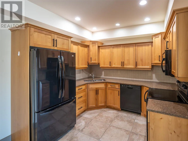 203-873 Forestbrook Drive, Penticton, BC, V2A 2E9 - 2