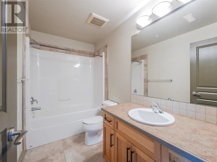 203-873 Forestbrook Drive, Penticton, BC, V2A 2E9 - 16