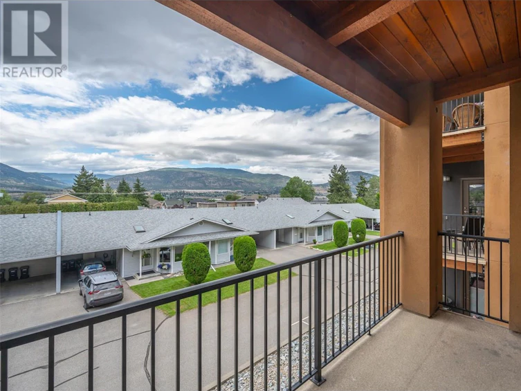 203-873 Forestbrook Drive, Penticton, BC, V2A 2E9 - 30