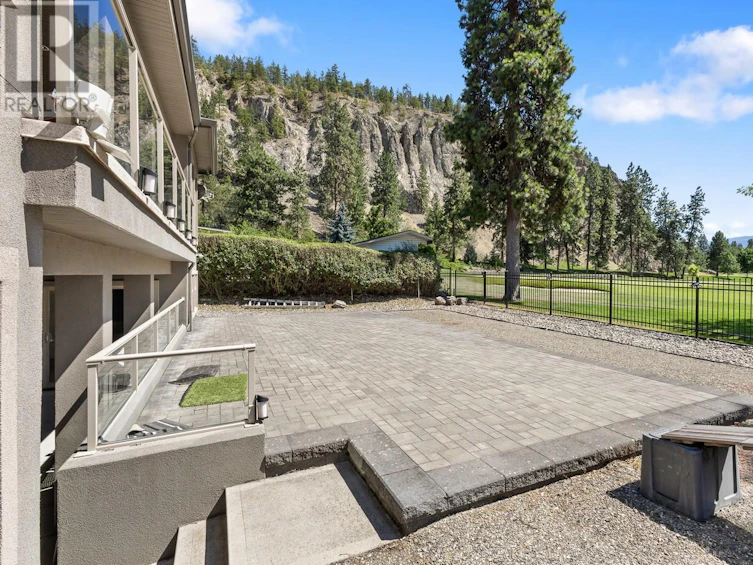 2045 St. Andrews Drive, Kelowna, BC, V1Y 4T6 - 62