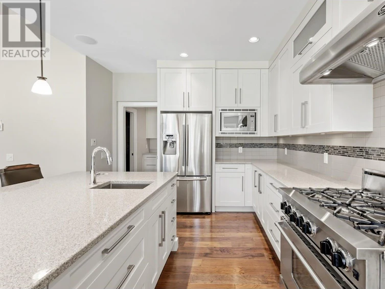 2045 St. Andrews Drive, Kelowna, BC, V1Y 4T6 - 19