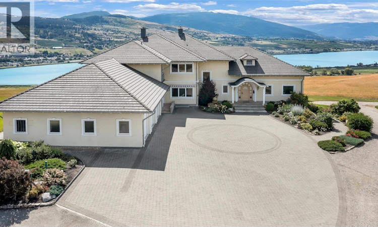 202 Stepping Stones Crescent