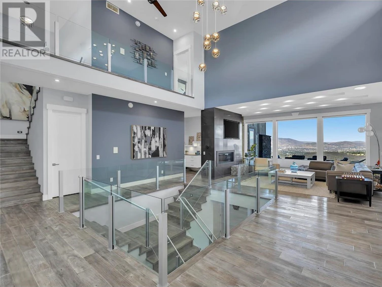 1088 Clarance Avenue, Kelowna, BC, V1W 5M6 - 30