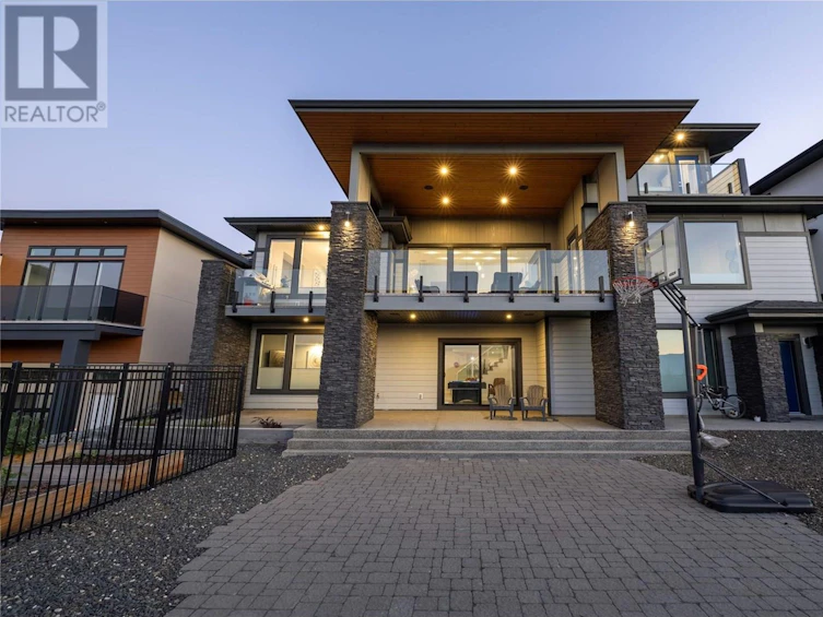 1088 Clarance Avenue, Kelowna, BC, V1W 5M6 - 5