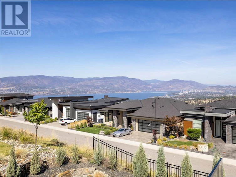 1088 Clarance Avenue, Kelowna, BC, V1W 5M6 - 37