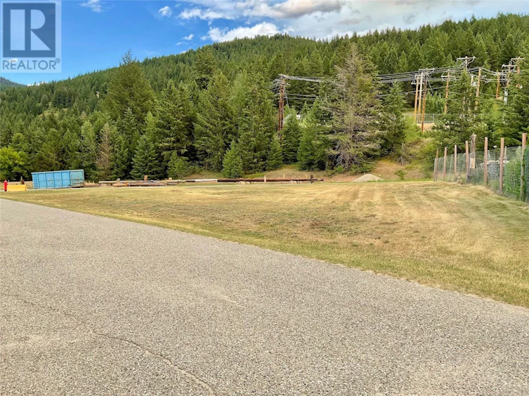 555 Everette Avenue, Greenwood, BC, V0H 1J0 - 5