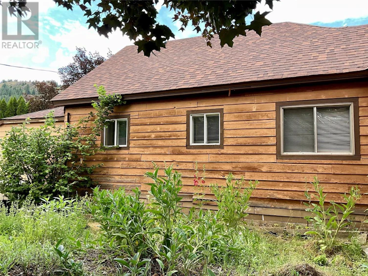 555 Everette Avenue, Greenwood, BC, V0H 1J0 - 15
