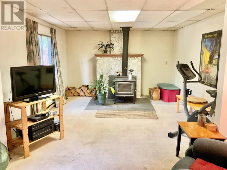 555 Everette Avenue, Greenwood, BC, V0H 1J0 - 37