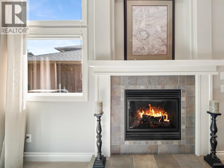 4349 S Gallaghers Fairway, Kelowna, BC, V1W 4X4 - 11