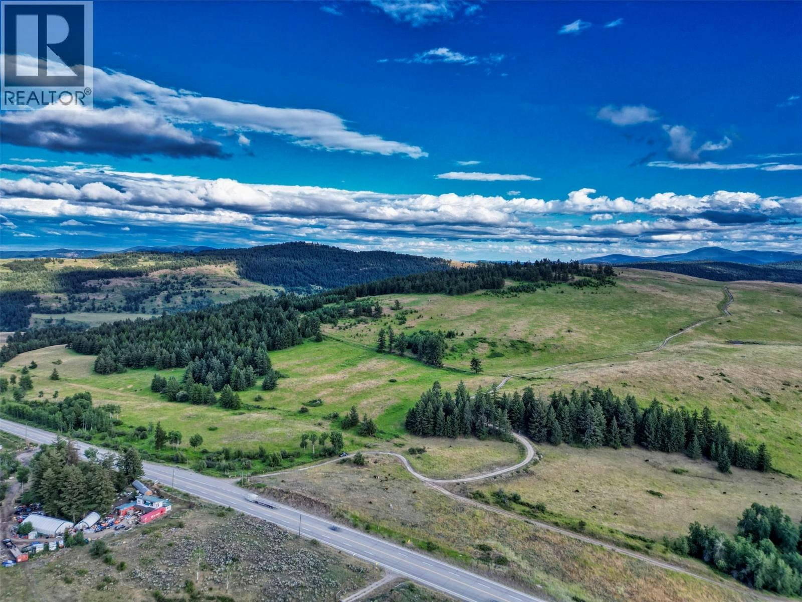 6080 3 Highway, Bridesville, BC, V0H 1Y0
