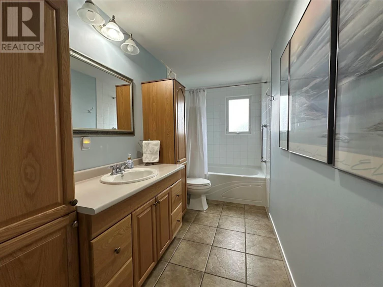2275 Macintyre Place, Kamloops, BC, V1S 1H7 - 5
