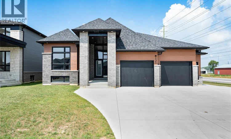 121 Hazel Crescent