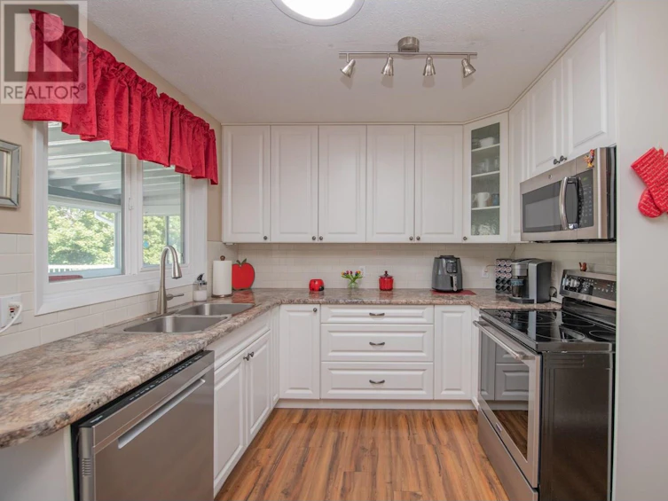 2112 40 Street, Vernon, BC, V1T 7P2 - 11