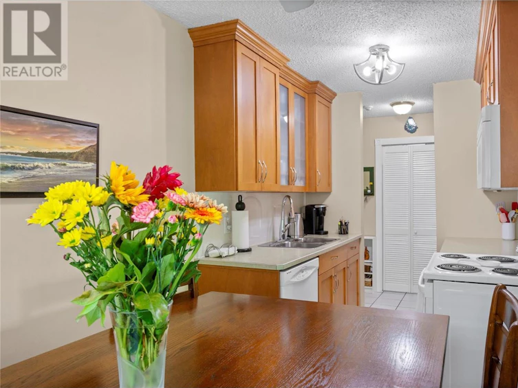 312-130 Skaha Place, Penticton, BC, V2A 7J6 - 8