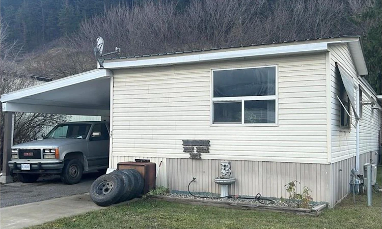 12-161 Shuswap Avenue