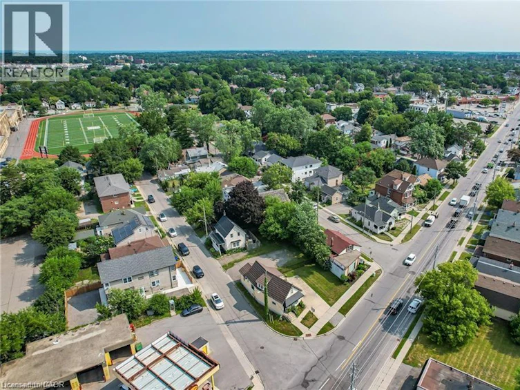 147 Welland Avenue, St. Catharines, ON, L2R 2N7 - 2
