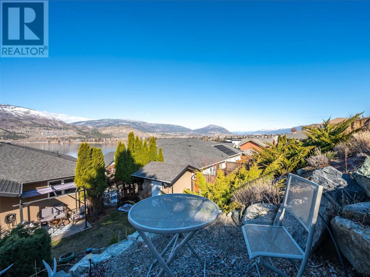 3992 Finnerty Road, Penticton, BC, V2A 8W2 - 80