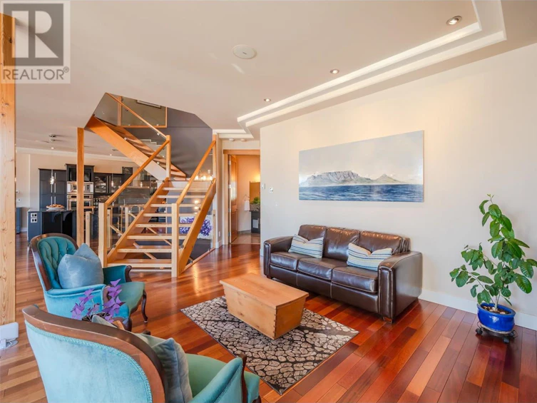 3992 Finnerty Road, Penticton, BC, V2A 8W2 - 27