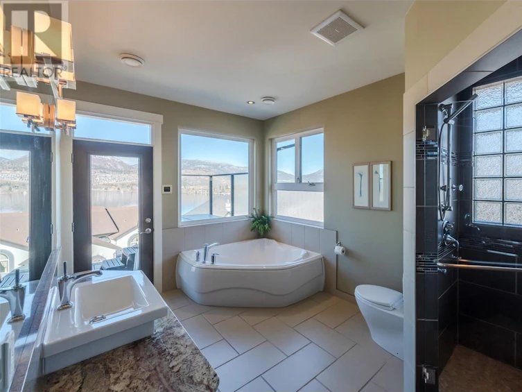 3992 Finnerty Road, Penticton, BC, V2A 8W2 - 55