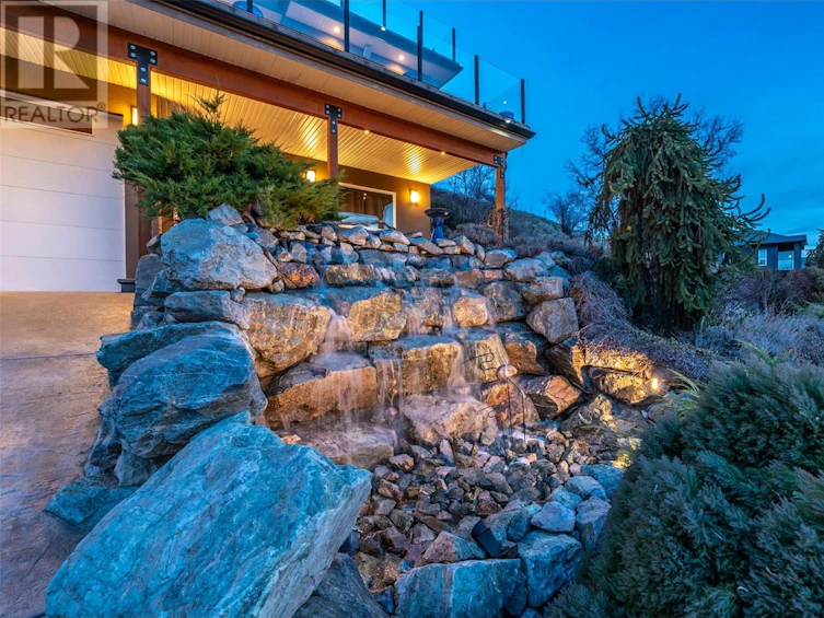 3992 Finnerty Road, Penticton, BC, V2A 8W2 - 7