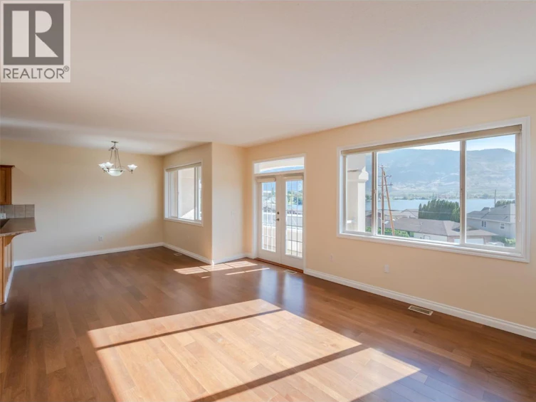 301-5820 89th Street, Osoyoos, BC, V0H 1V1 - 7