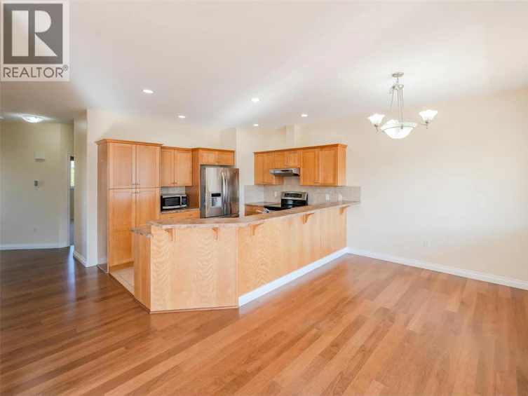 301-5820 89th Street, Osoyoos, BC, V0H 1V1 - 12
