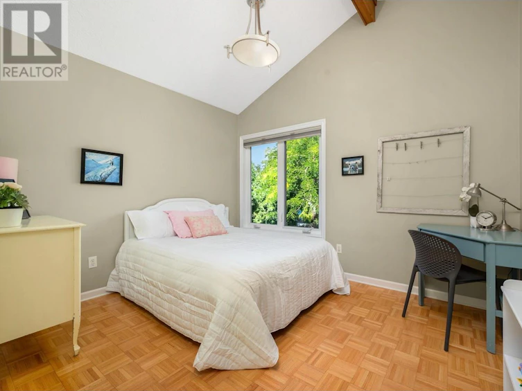 9311 Chelsea Court, Coldstream, BC, V1B 2M7 - 23