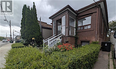 541 Vaughan Road, Toronto, ON, M6C 2R2