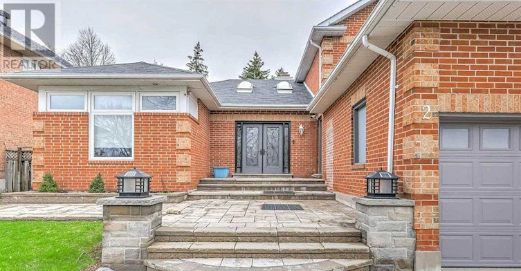 2 Lonsdale Court, Markham, ON, L3R 7T6 - 2
