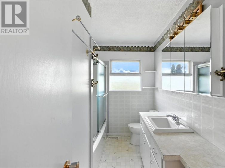 2155 Ponderosa Avenue, Kamloops, BC, V2B 4V8 - 20