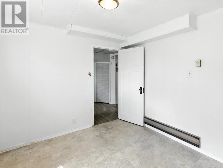 2155 Ponderosa Avenue, Kamloops, BC, V2B 4V8 - 28