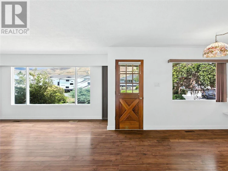 2155 Ponderosa Avenue, Kamloops, BC, V2B 4V8 - 15