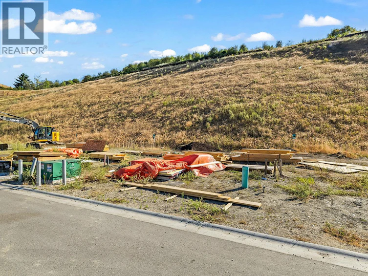 410 Arrowleaf Rise, Coldstream, BC, V1B 2P2 - 14